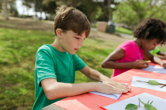 kids doing crafts outside
